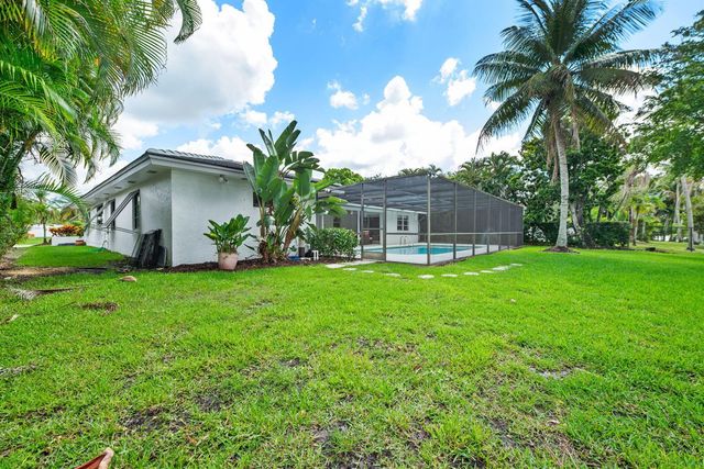 16731 Harbor Court, Weston, FL 33326