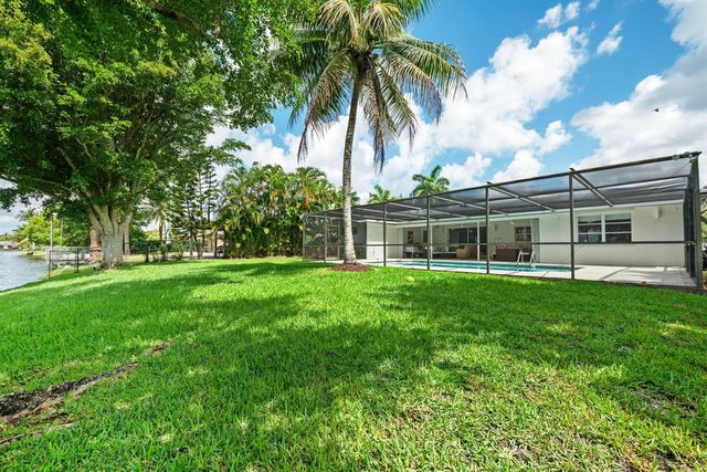 16731 Harbor Court, Weston, FL 33326