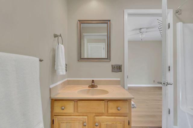 1845 Cromwell Dr, Murfreesboro, TN 37128