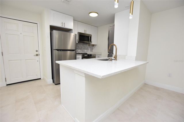 141 FERNERY ROAD C-6, Lakeland, FL 33809