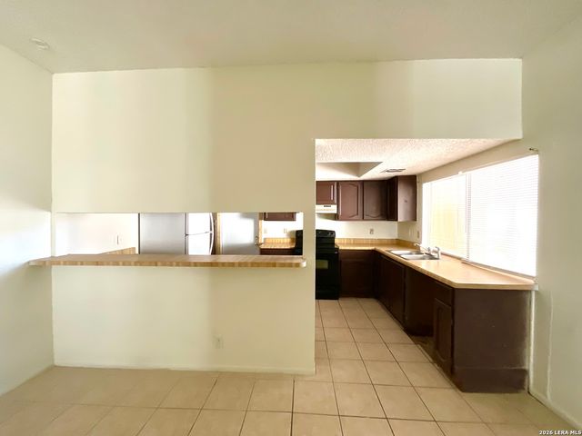 6918 Stockport, San Antonio, TX 78239