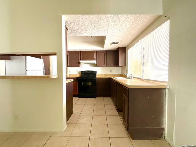 6918 Stockport, San Antonio, TX 78239