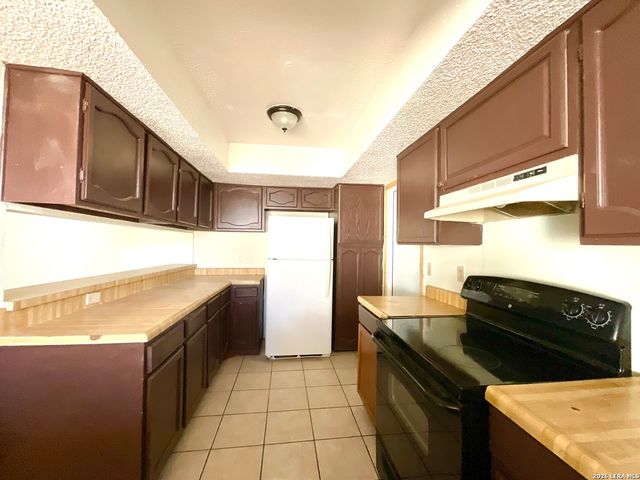 6918 Stockport, San Antonio, TX 78239