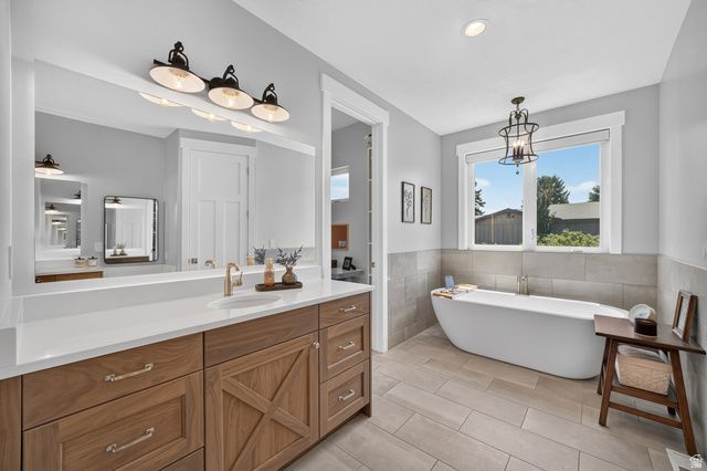 1733 W TIMP MEADOWS DR, Lehi, UT 84043