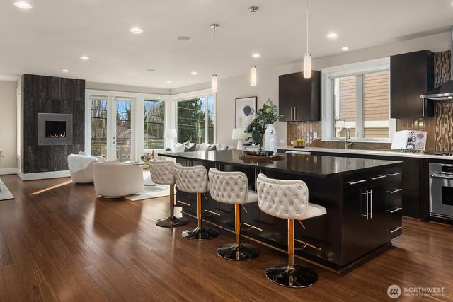 11234 NE 87th Street, Kirkland, WA 98033