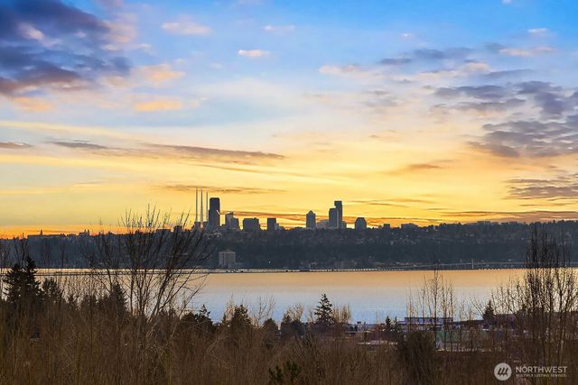 11234 NE 87th Street, Kirkland, WA 98033