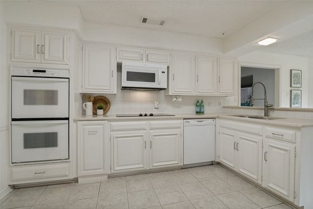 6741 Regalbluff Drive, Dallas, TX 75248