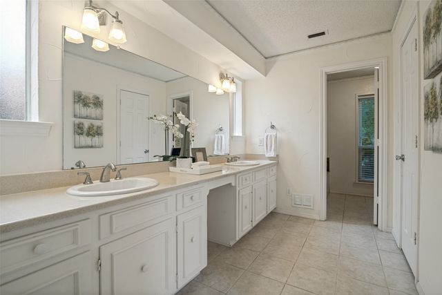 6741 Regalbluff Drive, Dallas, TX 75248