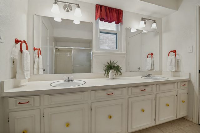 6741 Regalbluff Drive, Dallas, TX 75248