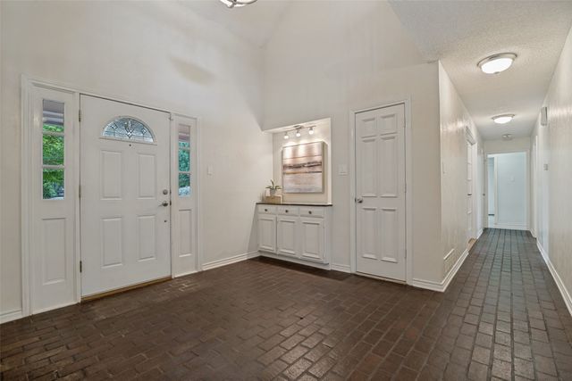 6741 Regalbluff Drive, Dallas, TX 75248