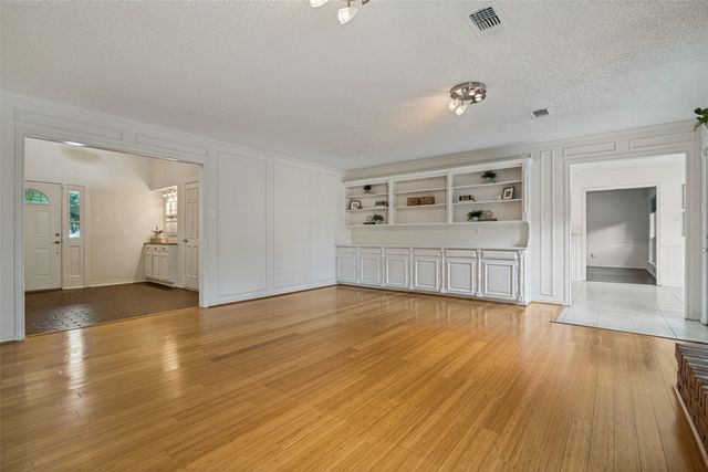 6741 Regalbluff Drive, Dallas, TX 75248