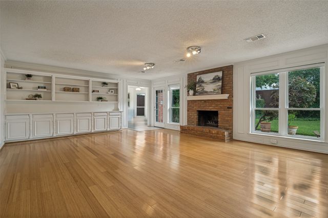 6741 Regalbluff Drive, Dallas, TX 75248