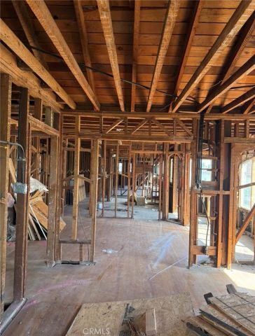 328 N Mariposa, Los Angeles, CA 90004