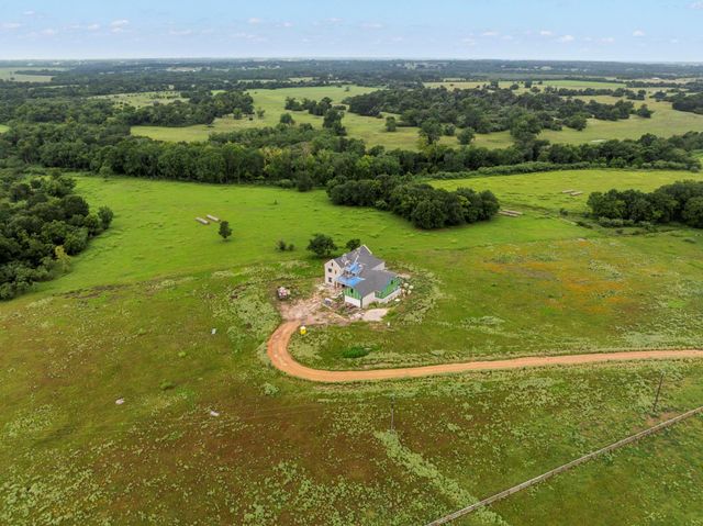 202 Blackberry Lane, Washington, TX 77880