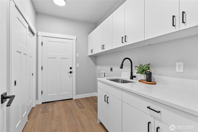 320 W 3rd Street, Everson, WA 98247