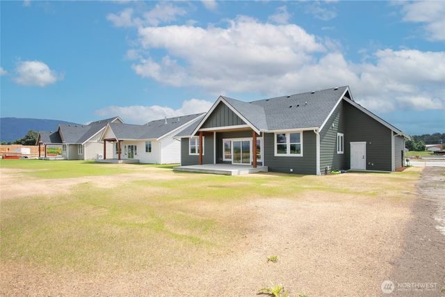 320 W 3rd Street, Everson, WA 98247