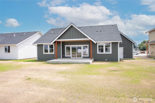 320 W 3rd Street, Everson, WA 98247