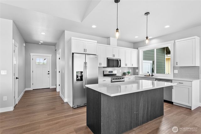 320 W 3rd Street, Everson, WA 98247
