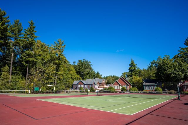 37 Fox Run 37, Westford, MA 01886