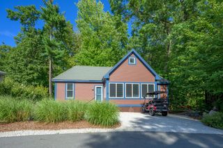 37 Fox Run 37, Westford, MA 01886