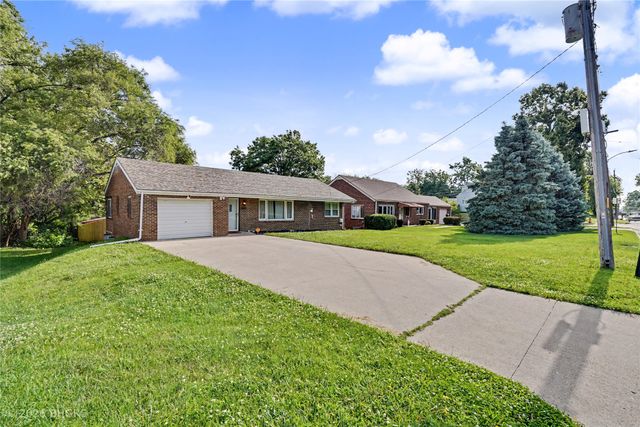 805 Payton Avenue, Des Moines, IA 50315