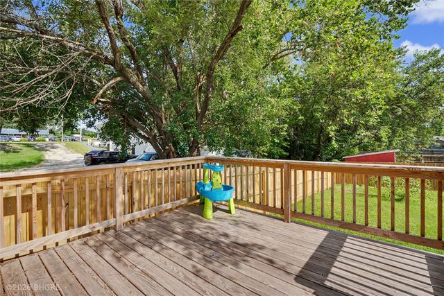 805 Payton Avenue, Des Moines, IA 50315