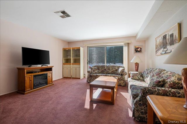 2355 Pershing Boulevard 607, Baldwin, NY 11510