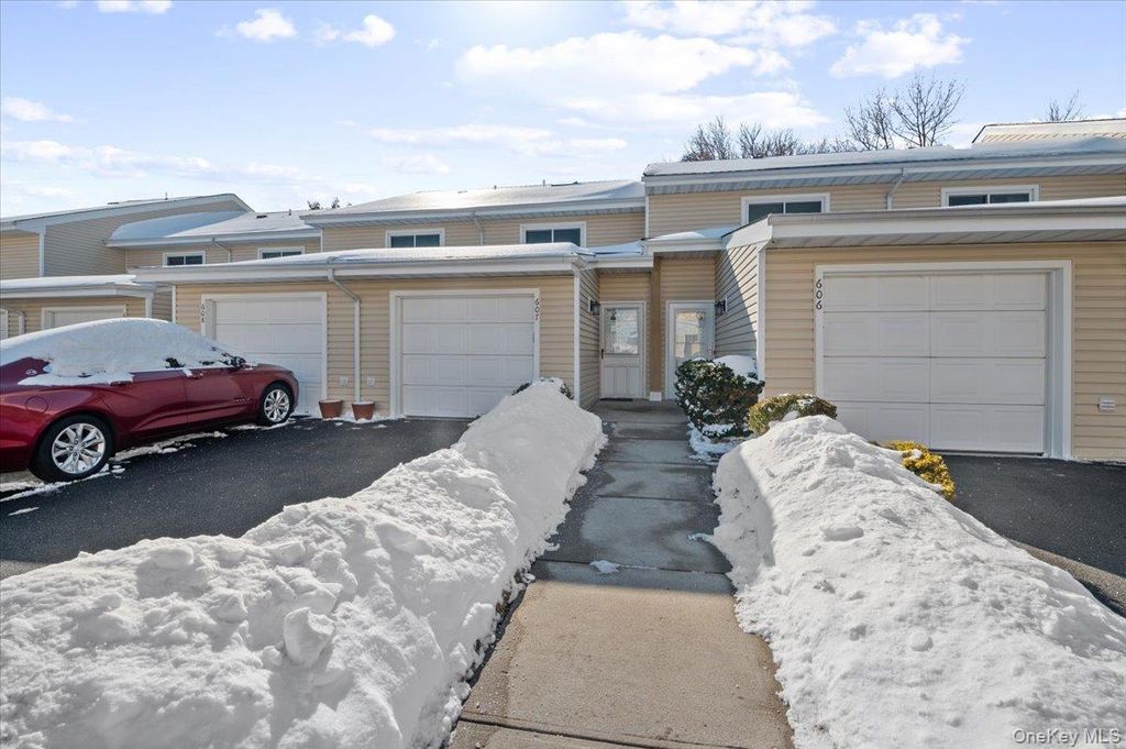 2355 Pershing Boulevard 607, Baldwin, NY 11510