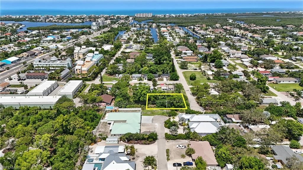 4295 Pine Lake RD, BONITA SPRINGS, FL 34134 — photo 2
