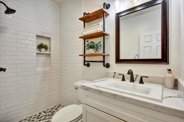 5 McKillop Court, Santa Clara, CA 95050