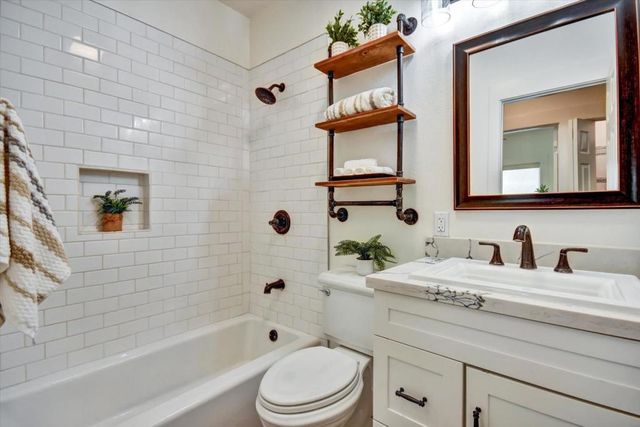 5 McKillop Court, Santa Clara, CA 95050