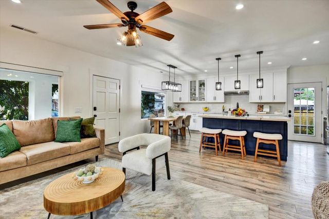 5 McKillop Court, Santa Clara, CA 95050