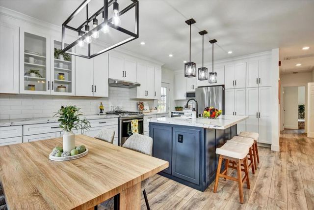 5 McKillop Court, Santa Clara, CA 95050