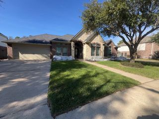 10727 Sea Myrtle Drive, Houston, TX 77095