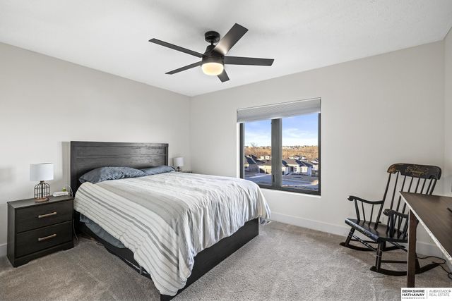 19002 Acorn Drive, Gretna, NE 68028