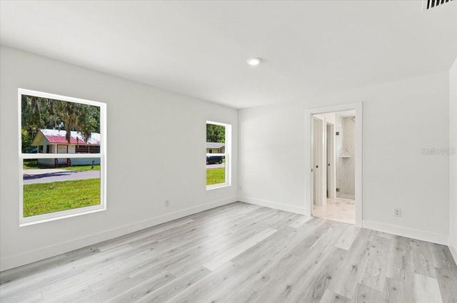 829 N CLERMONT AVENUE, Fort Meade, FL 33841