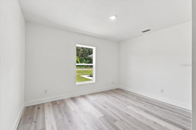 829 N CLERMONT AVENUE, Fort Meade, FL 33841