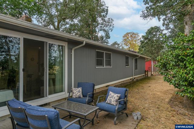 1780 Clover Ridge Rd NE, Albany, OR 97322