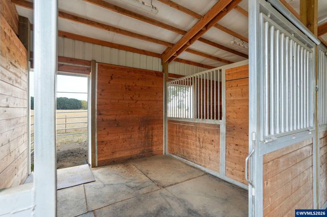 1780 Clover Ridge Rd NE, Albany, OR 97322