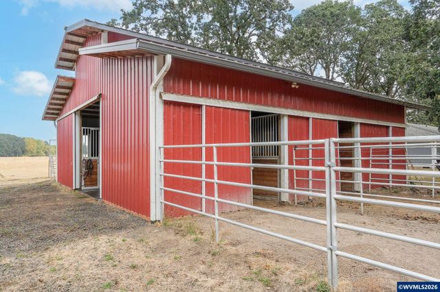 1780 Clover Ridge Rd NE, Albany, OR 97322