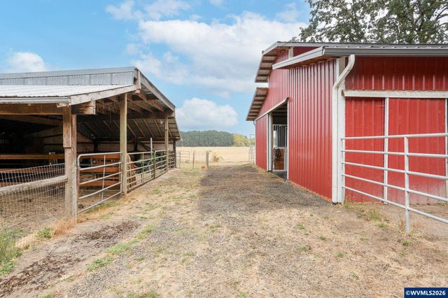 1780 Clover Ridge Rd NE, Albany, OR 97322