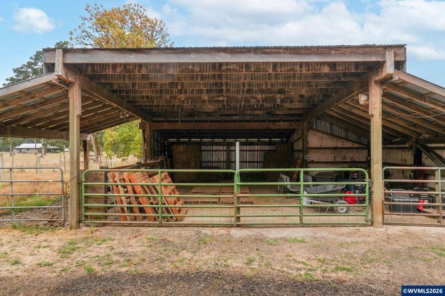 1780 Clover Ridge Rd NE, Albany, OR 97322