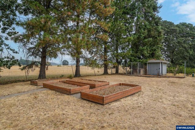 1780 Clover Ridge Rd NE, Albany, OR 97322