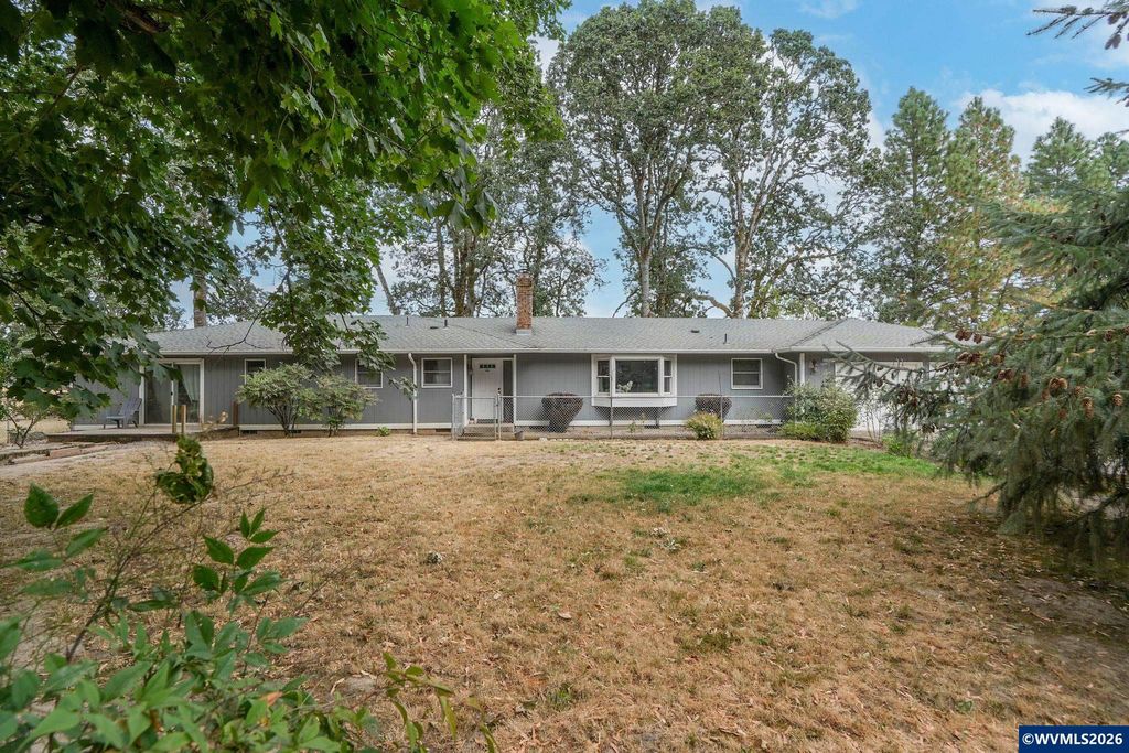 1780 Clover Ridge Rd NE, Albany, OR 97322