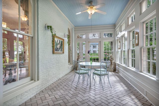 908 W Main St, Franklin, TN 37064