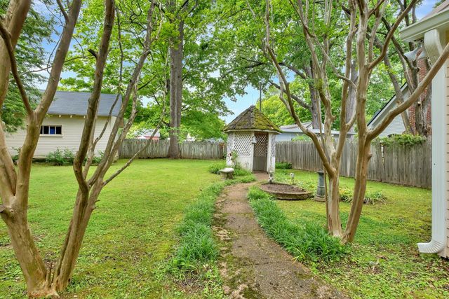 908 W Main St, Franklin, TN 37064