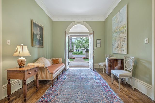 908 W Main St, Franklin, TN 37064