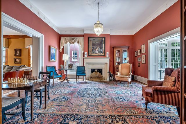 908 W Main St, Franklin, TN 37064