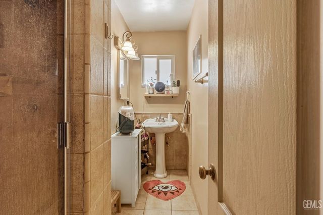 2807 San Pablo Avenue, Bakersfield, CA 93306
