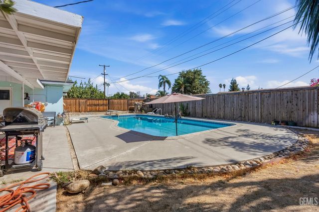 2807 San Pablo Avenue, Bakersfield, CA 93306